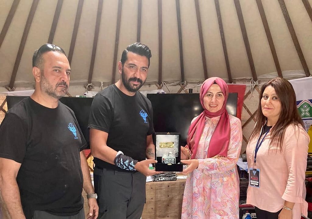 Çadırımızı ziyaret eden Okçular Vakfı Başkanı ve Beyoğlu belediye başkanımız